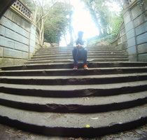 Large_an_interview_with_e|m
